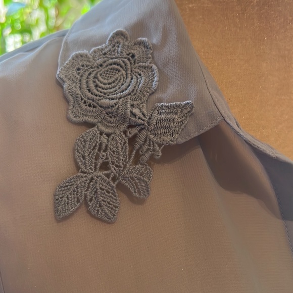 Princess by Vera Wang blouse - Picture 3 of 11